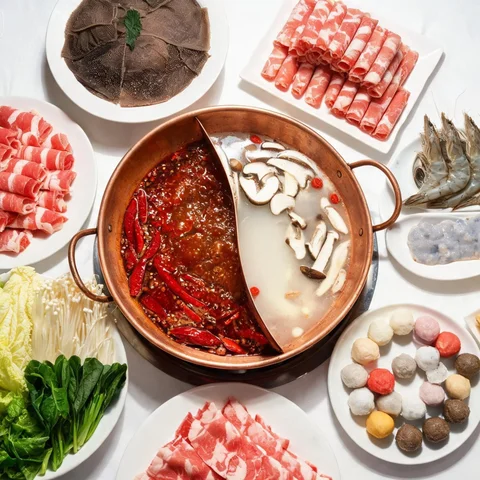 火锅餐桌残局